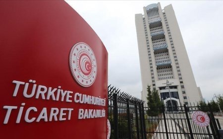 Ticaret Bakanlığı'ndan 30 yüksek takipçili sosyal medya hesabına erişim engeli