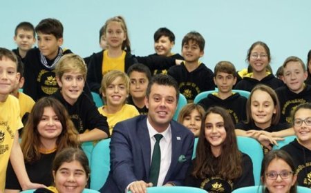 BAŞKAN AHMET SARIKURT ÖĞRENCİLERE ´İYİ TATİLLER´ DİLEDİ