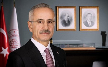 Son dakika! Bakan Uraloğlu duyurdu: Bilgi Teknolojileri ve İletişim Kurumu ile Türk Telekom arasında yapılan anlaşma uzatıldı