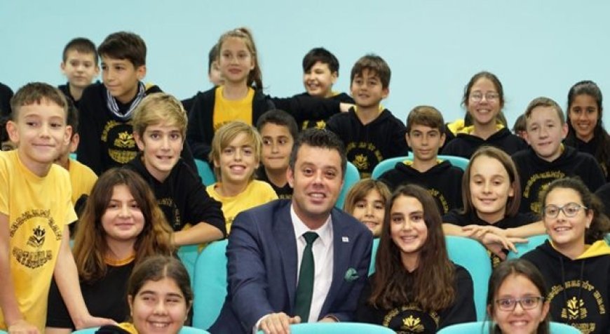 BAŞKAN AHMET SARIKURT ÖĞRENCİLERE ´İYİ TATİLLER´ DİLEDİ