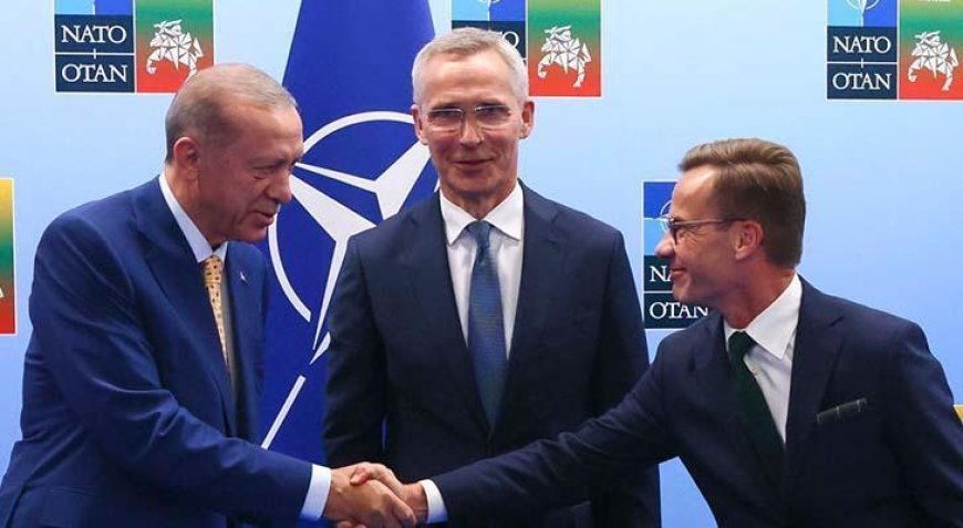 İsveç'te büyük skandal: Türkiye görüşmesinin kritik belgelerini havalimanında unuttular!