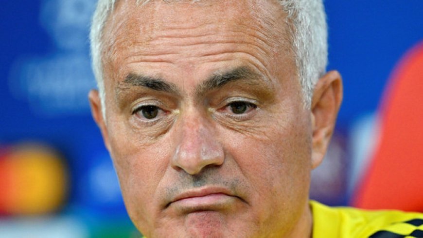 Jose Mourinho kovulmak için her şeyi yaptı!