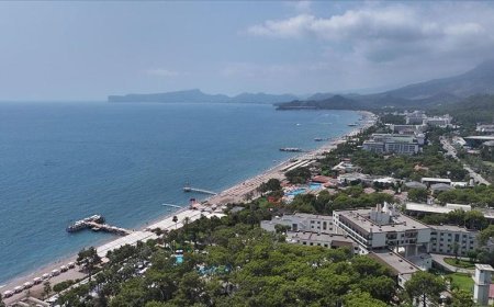 Antalya'ya gelen turist sayısı 12 milyona yaklaştı