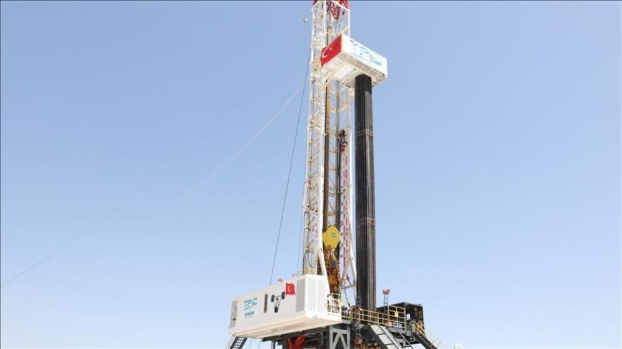 Türkiye hidrokarbon arama çalışmalarına hız kesmeden devam ediyor
