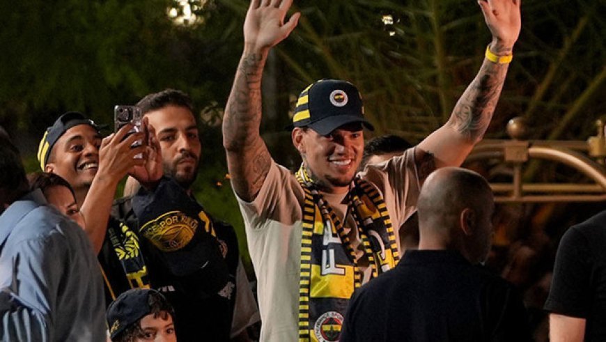 Ederson, Fenerbahçe'nin 10. yabancı kalecisi oldu