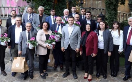 AKAY, MUHTARLARI YALI’DA AĞIRLADI