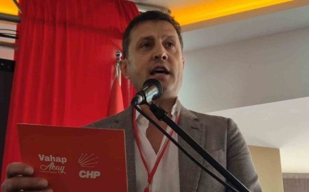 CHP Tekirdağ İl Kongresi’nde büyük kriz: ”Kovun beni” diyerek salonu terk etti