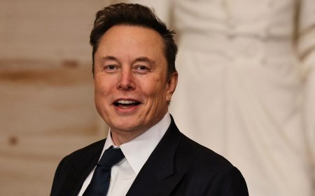 Elon Musk, Tesla'nın "robot ordusunu" yönetmek için 1 trilyon dolar istiyor