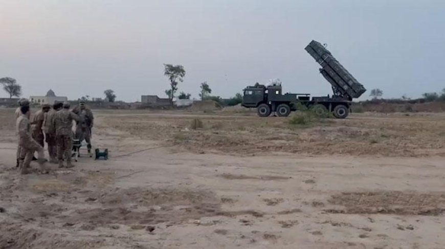 Pakistan ve Afganistan sınırındaki çatışmalar yeniden alevlendi
