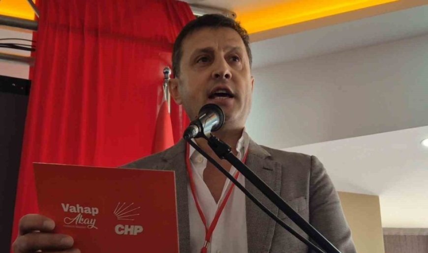 CHP Tekirdağ İl Kongresi’nde büyük kriz: ”Kovun beni” diyerek salonu terk etti
