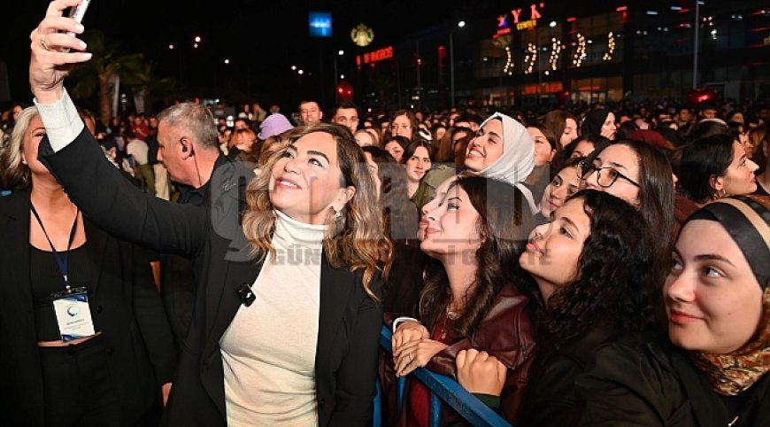 ÜNİVERSİTELİ GENÇLER “HOŞ GELDİN FEST” İLE COŞTU