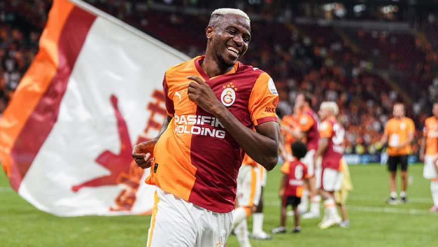 Osimhen'den imalı paylaşımlar!