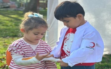 Kızılay Haftası’nda Minik Yüreklerle Buluştular