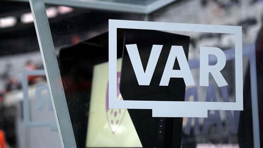 Beşiktaş - Fenerbahçe derbisinin VAR hakemi açıklandı!