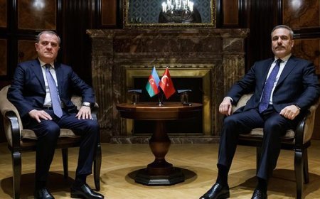 Dışişleri Bakanı Hakan Fidan, Azerbaycanlı mevkidaşı Bayramov ile Viyana'da görüştü