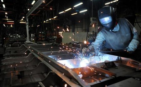 Metal işçisinin toplu sözleşme görüşmelerinde işveren tarafının teklifi reddedildi