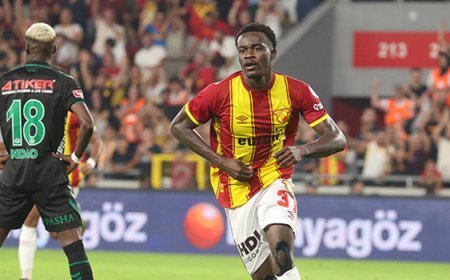 Göztepe'de Dennis'e Alman kancası!