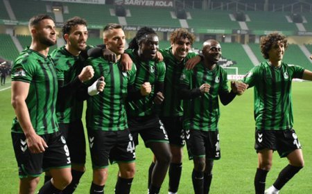 Sakaryaspor, evinde 3 golle kazandı!