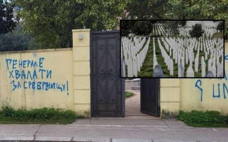 SON DAKİKA HABERLER: Bosna-Hersek Büyükelçiliği önünde skandal eylem! Srebrenitsa soykırımını öven grafitiler çizildi