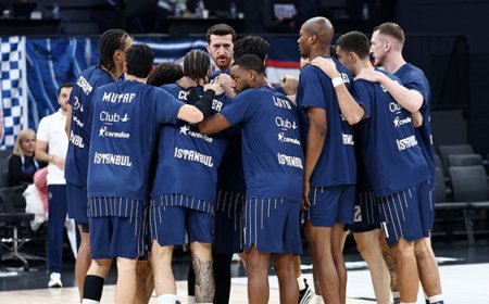 Anadolu Efes'te 5 oyuncu Zalgiris maçında yok!