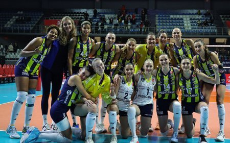 Fenerbahçe Medicana, Göztepe'yi 4 sette yendi!