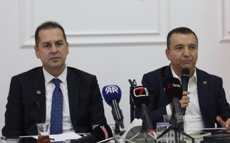 Antalyaspor'dan teknik direktör açıklaması!