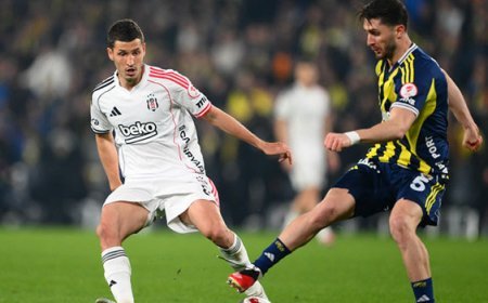 Fenerbahçe-Beşiktaş derbisi sonrası Salih Uçan'dan hakem sözleri: 2026'da biraz daha dikkatli olsun kişiler!