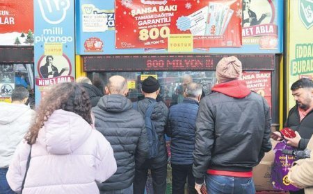 Nimet Abla gişesinde bilet kuyruğu uzadı