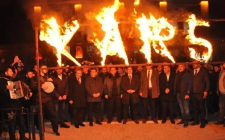 Doğu Ekspresi'ne Kars’ta coşkulu karşılama