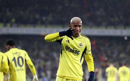 Fenerbahçe'de ilk yarının en golcüsü Anderson Talisca