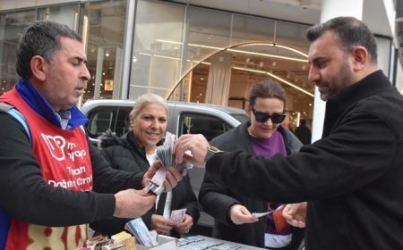 Milli Piyango yılbaşı biletlerine yoğun ilgi: 'Rüyasında gördüğü rakamları soran var'