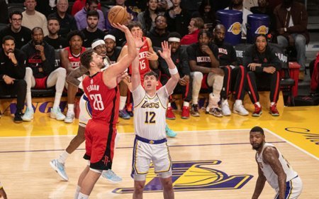 Rockets, Lakers deplasmanında farklı kazandı!