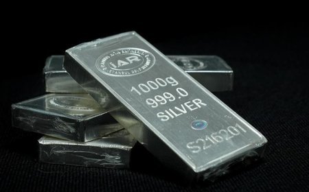 Rekor sonrası gümüşte yıllar sonra en hızlı günlük düşüş yaşandı