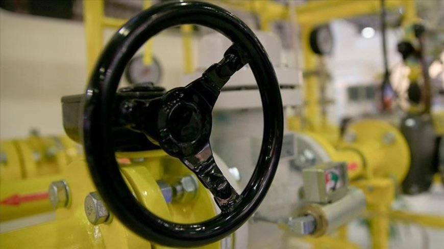 AB, Rusya'dan gaz alımını 2027'de sona erdirecek