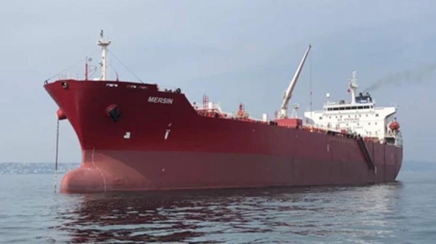 Dakar açıklarında su alan 'Mersin' petrol tankerinin güvenliği için çalışmalar sürüyor