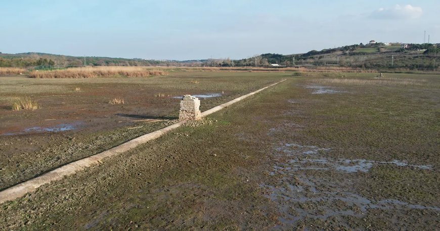 Terkos Gölü can çekişiyor