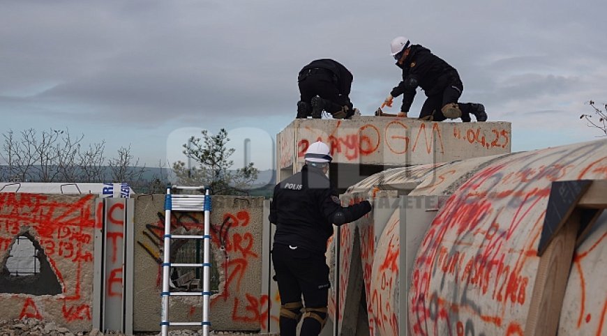 Tekirdağ'da çevik kuvvete afet anında enkazda arama kurtarma eğitimi