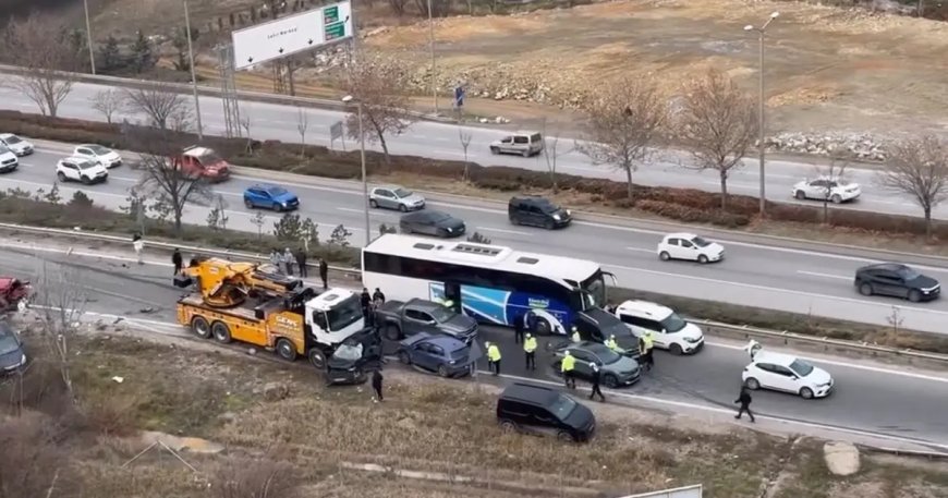 Ortalık savaş alanına döndü. Vinç 13 araca çarptı