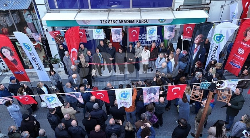 BÜYÜKŞEHİR’DEN EĞİTİMDE FIRSAT EŞİTLİĞİ HAMLESİ: TEK GENÇ AKADEMİ