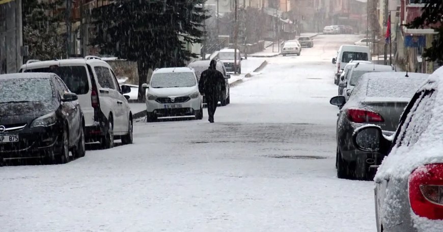 9 kentte kar, 27 kentte ise sağanak yağış bekleniyor. Hava durumu nasıl olacak?