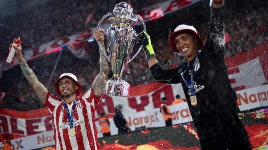 Galatasaray efsanesi sahaya çıkıyor