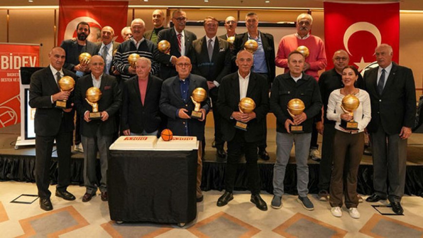 1981 Balkan Şampiyonu takımın efsanelerine BİDEV’den ödül