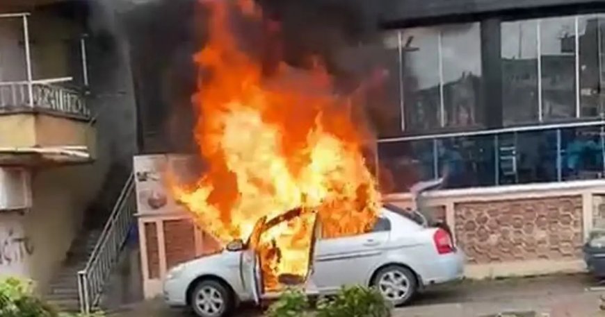 Otomobilde başlayan yangın binaya sıçradı