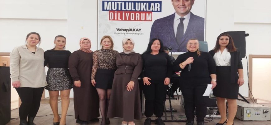 NURULLAH NARİN ORTAOKULU OKUL AİLE BİRLİĞİ ETKİNLİĞİ YOĞUN İLGİ GÖRDÜ
