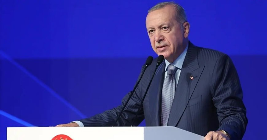 Cumhurbaşkanı Erdoğan Mehmetçiğin yeni yılını kutladı: Hiçbir terör örgütünün hedeflerimizle aramıza girmesine müsaade etmeyeceğiz
