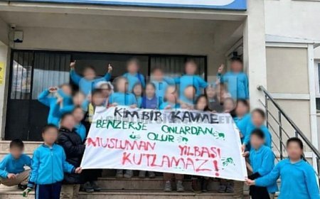 Çorlu'da Skandal Pankart