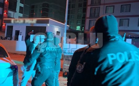 Alkollü sürücü ve yolcudan muhabire tepki: "O telefonu kırarım"