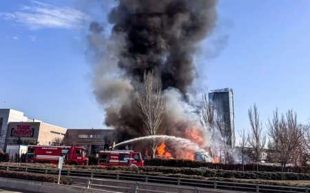 Ankara Emniyet Müdürlüğü otoparkında yangın