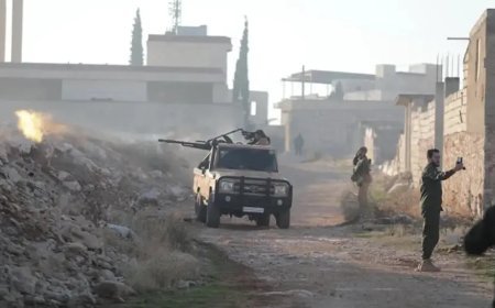 Suriye ordusu YPG ile çatışıyor