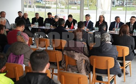 Çobançeşme Mahallesi’nde Halk Toplantısı Düzenlendi